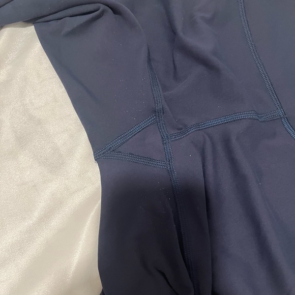 Lululemon wunder train leggings 25” - Picture 4 of 4